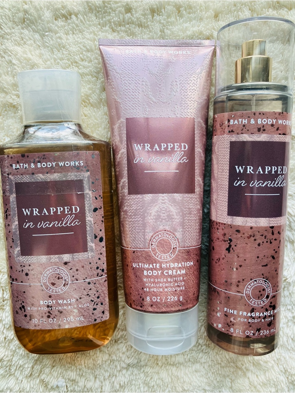 Bath and Body Works Wrapped In Vanilla